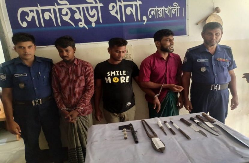 আগ্নেয়াস্ত্রসহ ৩ ডাকাত গ্রেফতার