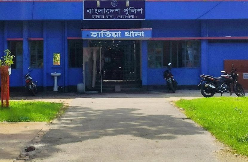 ট্রলারের কেবিনে মিলল বাবুর্চির মরদেহ