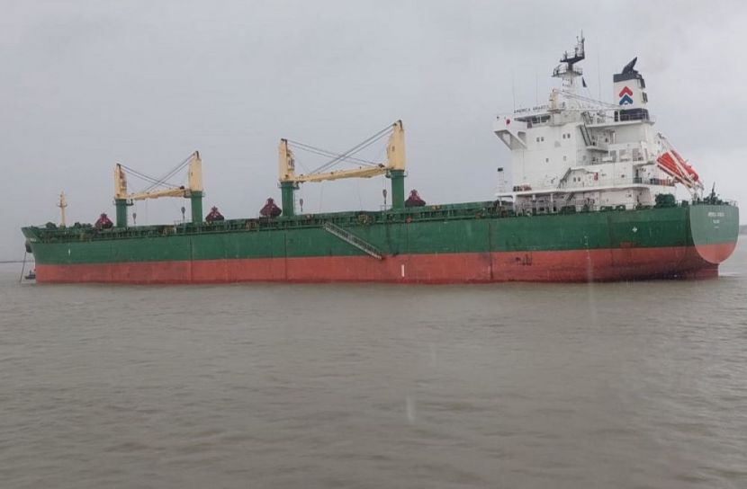 পায়রায় এলো কয়লাবাহী ষষ্ঠ জাহাজ