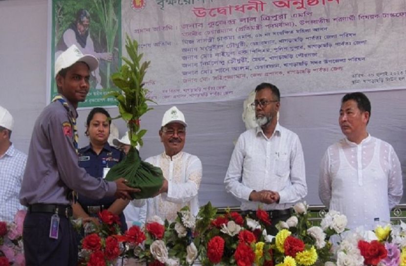 খাগড়াছড়িতে বৃক্ষমেলা শুরু
