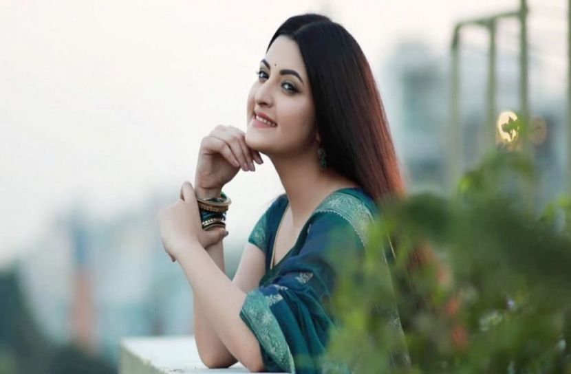 ‘পরী ভালো অভিনেত্রী’