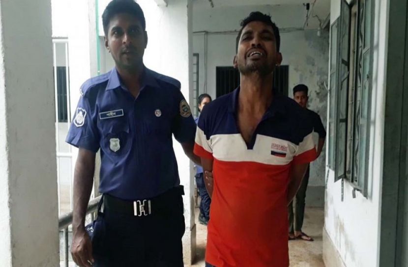 পুলিশকে পিটিয়ে ছাত্রলীগ নেতা জেলে!