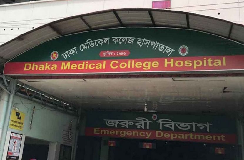 ঢামেকের হলে ছাত্রীর ঝুলন্ত মরদেহ