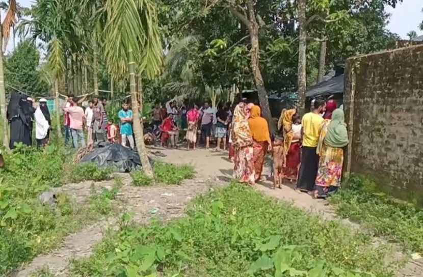 বাবাকে খুন করে পালিয়ে গেল ছেলে