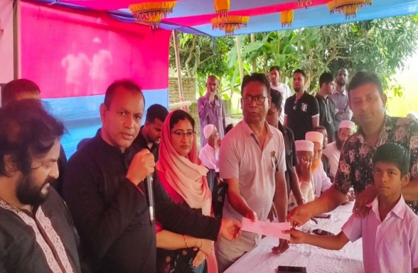 নড়িয়ায় মেধাবী শিক্ষার্থীদের বৃত্তি প্রদান