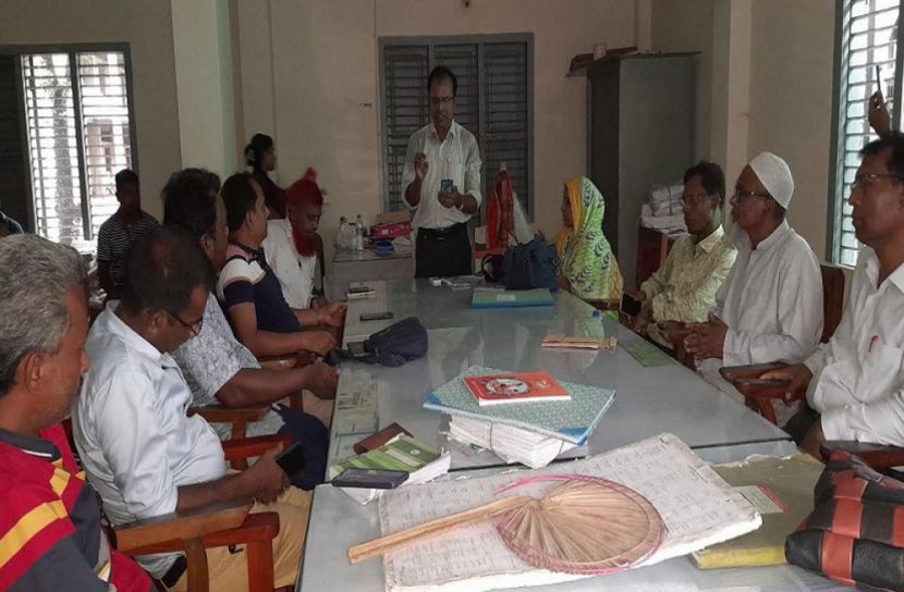 বোয়ালমারীতে প্রধান শিক্ষককে বহিষ্কার