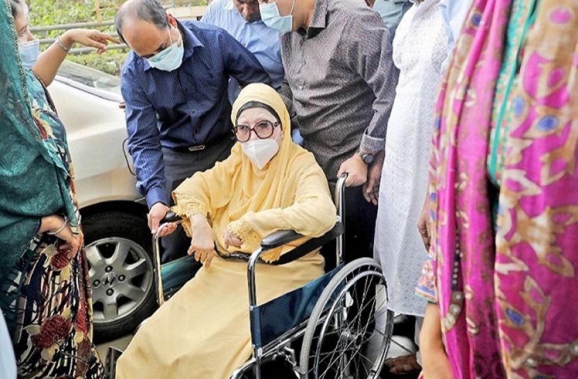খালেদা জিয়াকে বিদেশে নিতে আবেদন