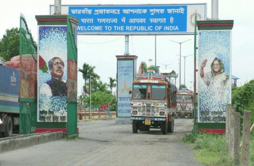 ভারত থেকে এলো ৫৩ হাজার স্যালাইন