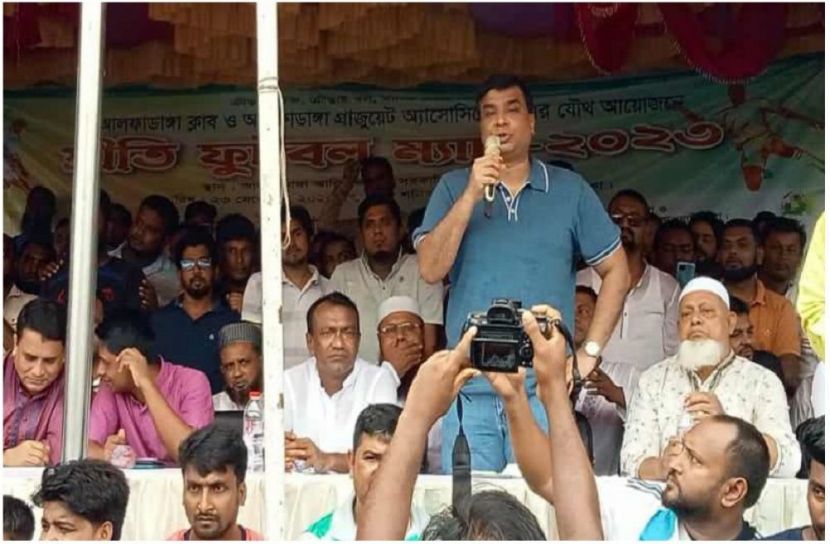 আলফাডাঙ্গায় প্রীতি ফুটবল ম্যাচ অনুষ্ঠিত