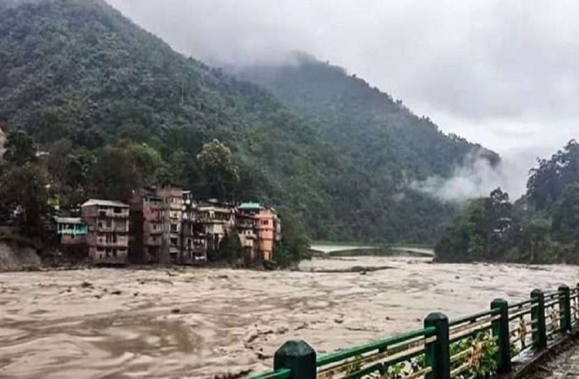 সিকিমে বন্যায় নিহত বেড়ে ৪০