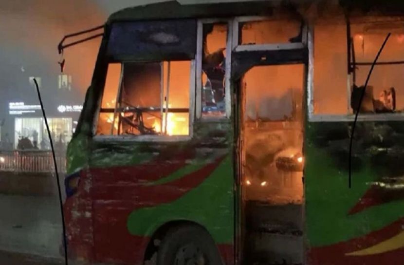 আগুন সন্ত্রাসীদের ধরিয়ে দিলে পুরস্কার