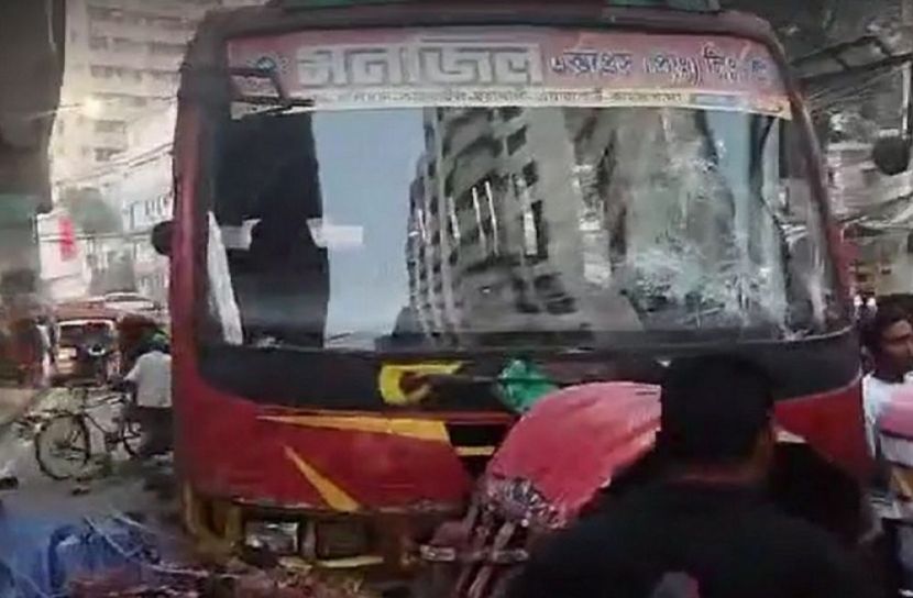 রাজধানীতে বাসচাপায় নিহত ১