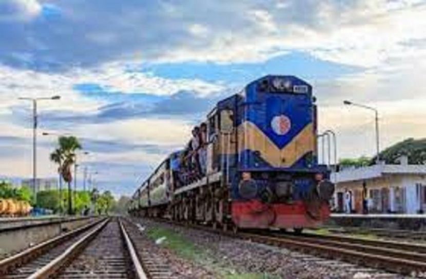 ট্রেনে কাটা পড়লেন ইউপি চেয়ারম্যান
