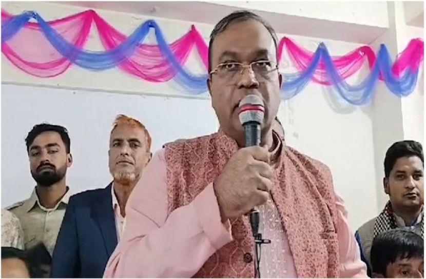 সংগৃহীত