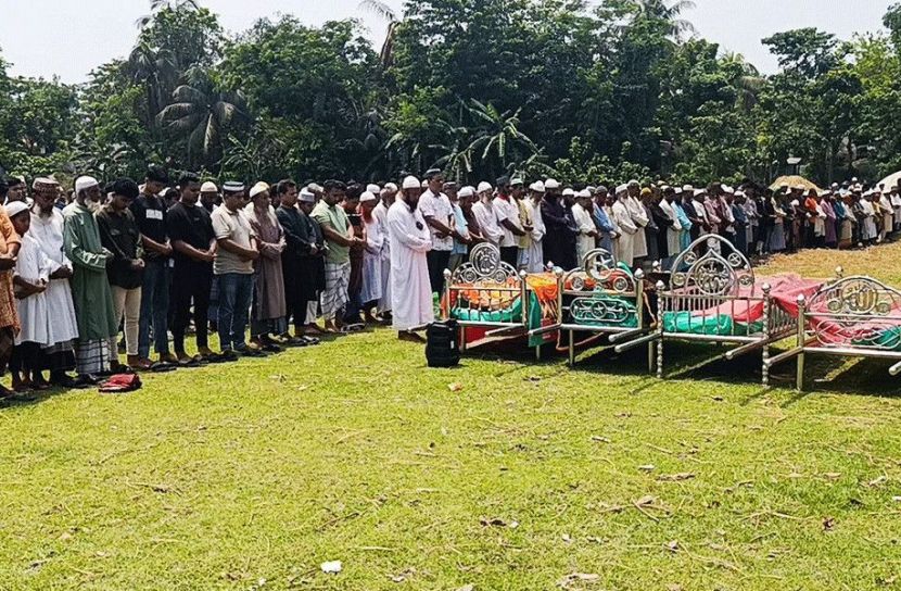 পাশাপাশি কবরে চিরনিদ্রায় কাপাসিয়ায় খুন হওয়া মা, তিন মেয়েসহ পাঁচজন