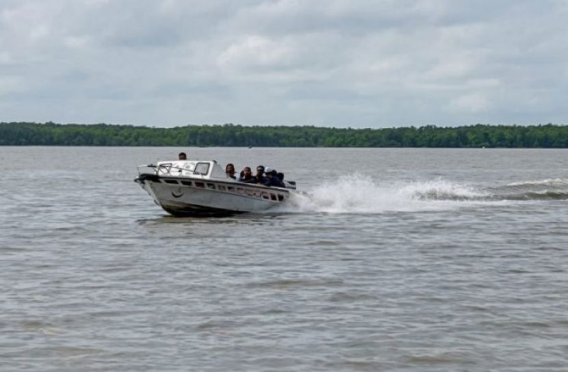 পটুয়াখালীর বিভিন্ন রুটে বাড়ছে যাতায়াত ব্যয়
