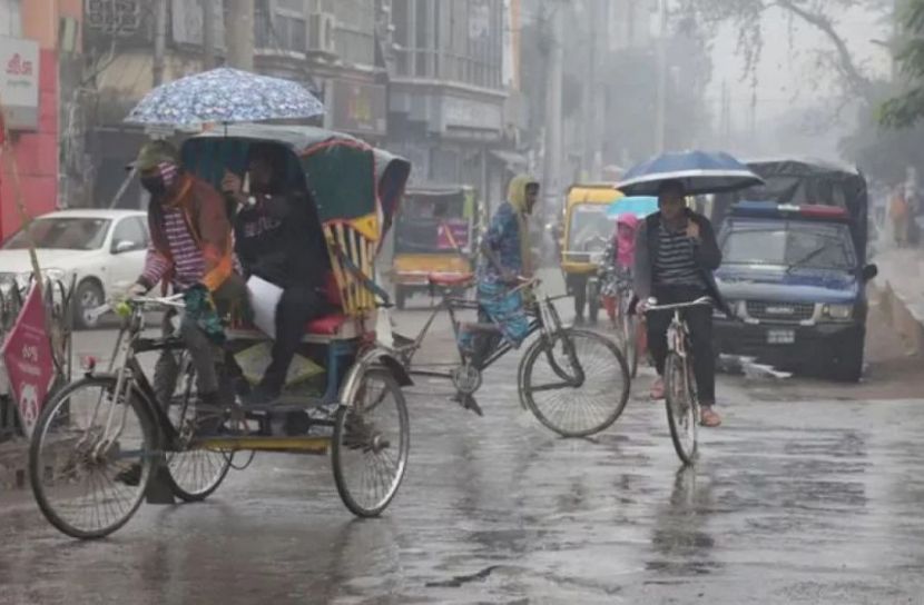 ঝড়-বৃষ্টির পাশাপিাশি ১৩ জেলায় অব্যাহত থাকবে তাপপ্রবাহ
