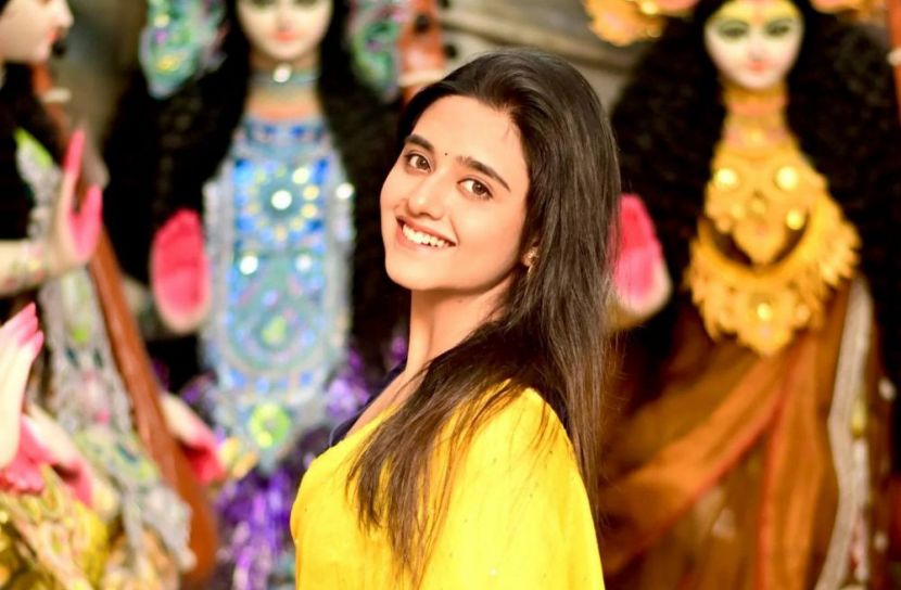 দেবের নায়িকা সৃজা দত্ত ঈদের ওয়েব ফিল্মে