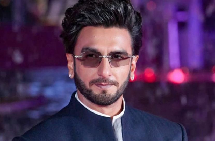 নিষিদ্ধ রণবীর সিং! 