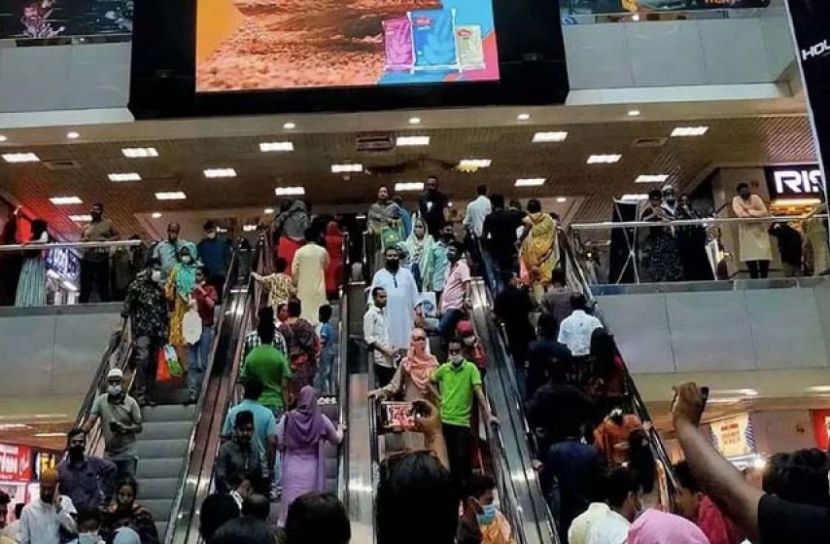 সন্ধ্যা ৭টার মধ্যেই বন্ধ দোকানপাট