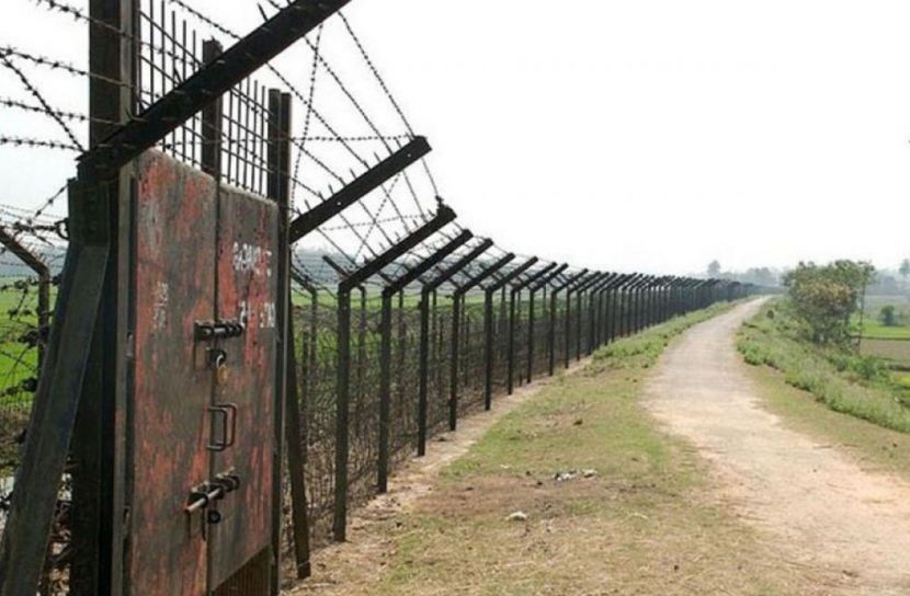 কালিগঞ্জ সীমান্তে বিএসএফের গুলিতে ২ বাংলাদেশি আহত