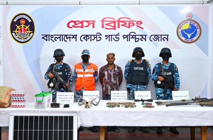 সুন্দরবনে অভিযানে অস্ত্রসহ করিম-শরীফ বাহিনীর ডাকাত আটক
