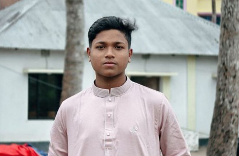 নোয়াখালীতে স্কুলছাত্রকে কুপিয়ে হত্যা, আটক ১