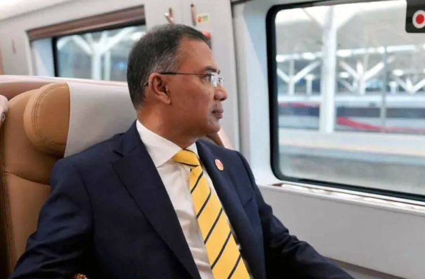 চীনে সফর শেষে বেইজিংয়ের পথে তারেক রহমান