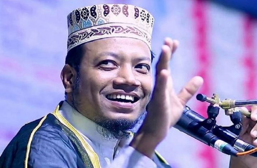 খুচরার অভাবে ৮০ পয়সা বেশিতে কিনতে হচ্ছে সিগারেট: আমির হামজা