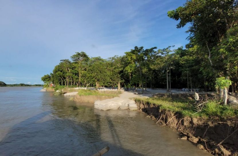 আড়িয়াল খাঁ নদী