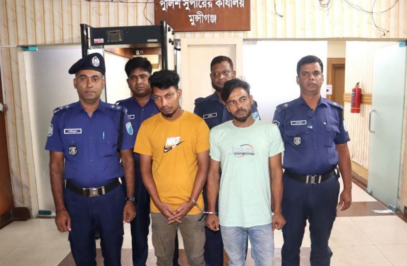 মুন্সীগঞ্জে ডাকাতির তেল উদ্ধার, গ্রেপ্তার ২