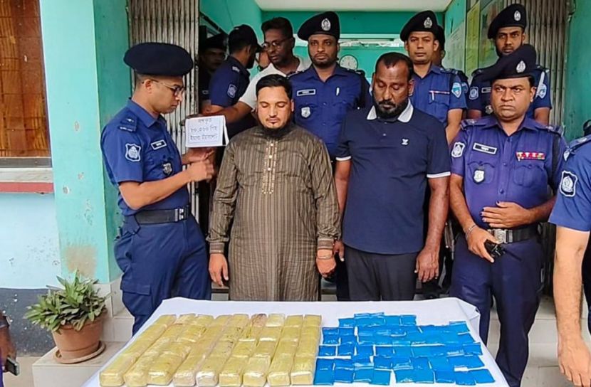 নোয়াখালীতে জিপে লুকিয়ে ৮০ হাজার পিস ইয়াবা পাচার