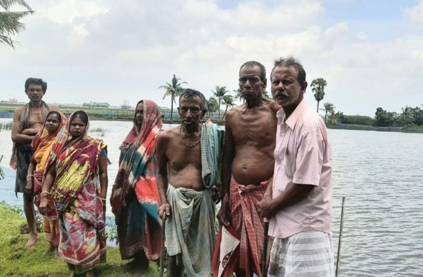 রামপালে হিন্দু পরিবারের মৎস্যঘের দখল করে মাছ ধরার অভিযোগ