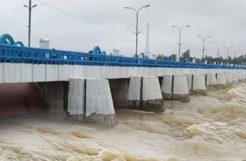 নীলফামারীতে তিস্তা নদীর পানি
