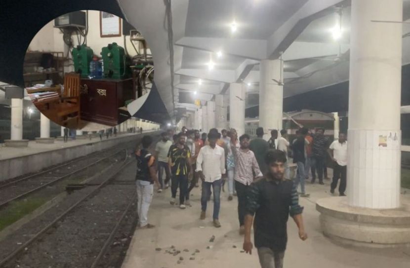 রাবি শিক্ষার্থীকে মারধর: রাতে রেলস্টেশনে ভাঙচুর