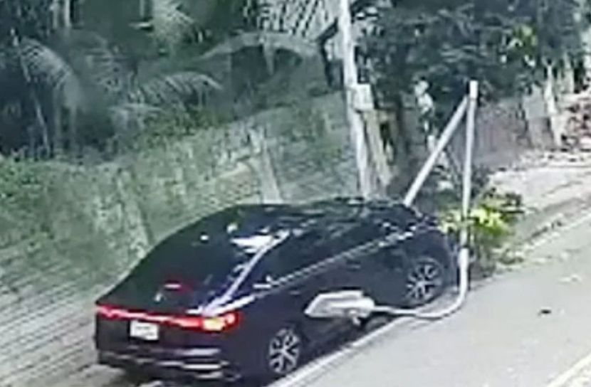 বারিধারায় গাড়ির চাপায় শ্রমিক নিহত