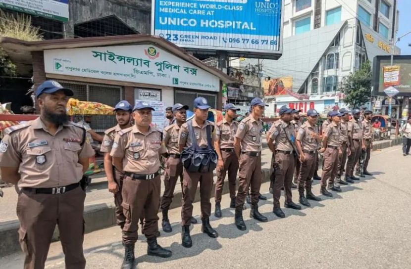 সাইন্সল্যাবে সংঘর্ষের আশঙ্কায় পুলিশ মোতায়েন