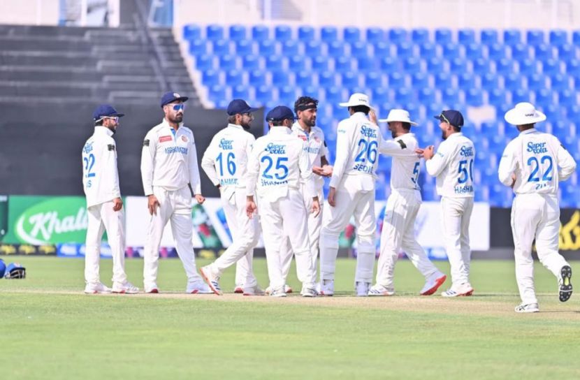 আফগান স্পিন ও পেসের তোপে দ্বিতীয় সেশনে ধুঁকছে বাংলাদেশ
