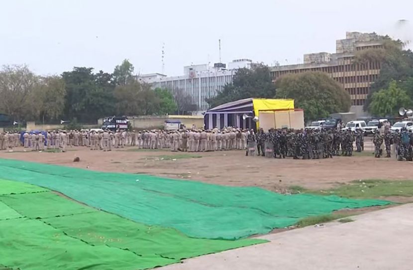 দিল্লিতে বিক্ষোভ-সমাবেশ করতে হলে চত্বর বা ময়দান ভাড়া নিতে হবে
