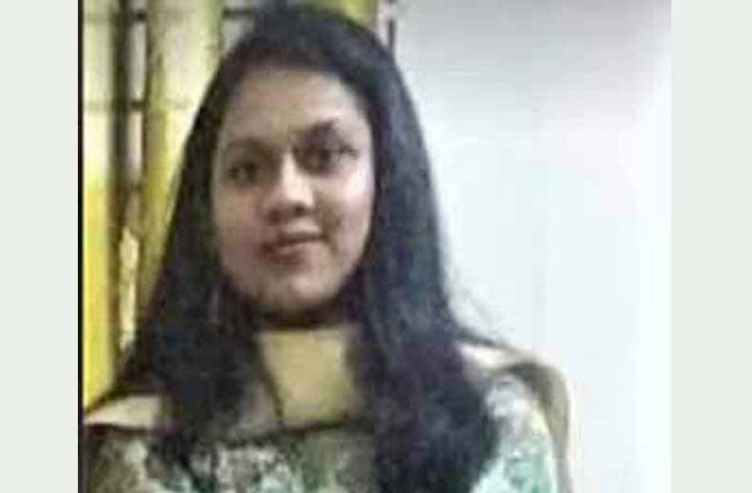 ঘরে ফেরা হলো না মৌনতার